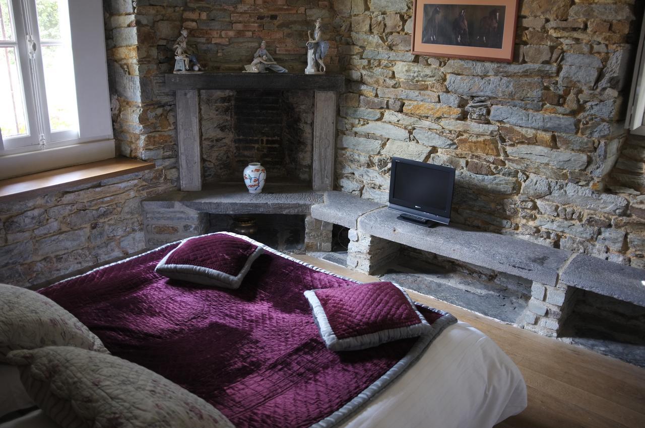 Cottage Du Manoir De Tregaray Sixt-sur-Aff Экстерьер фото