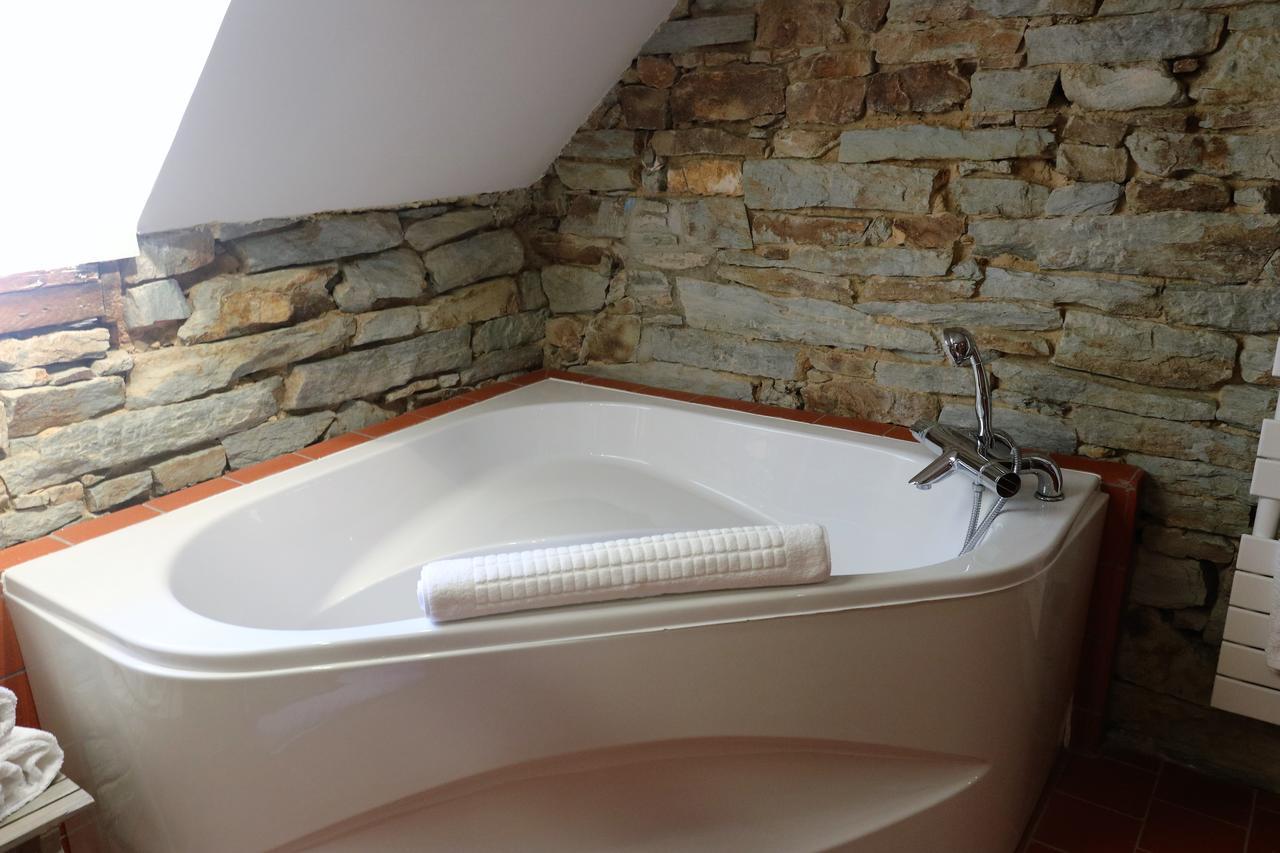 Cottage Du Manoir De Tregaray Sixt-sur-Aff Экстерьер фото